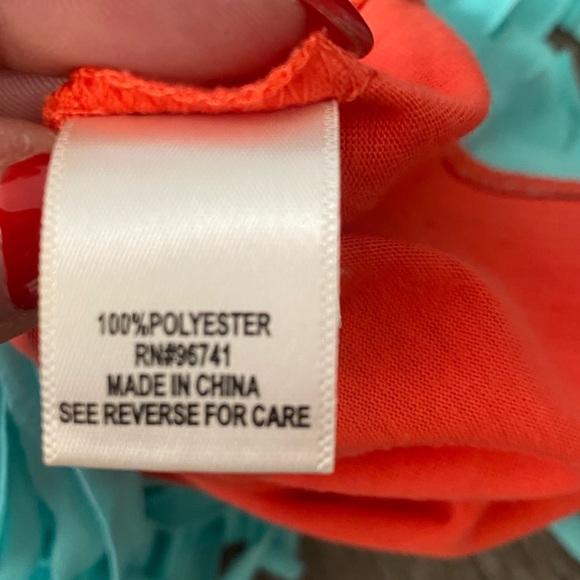 Tank style top with fringe, size girls large in excellent condition! - Picture 7 of 7